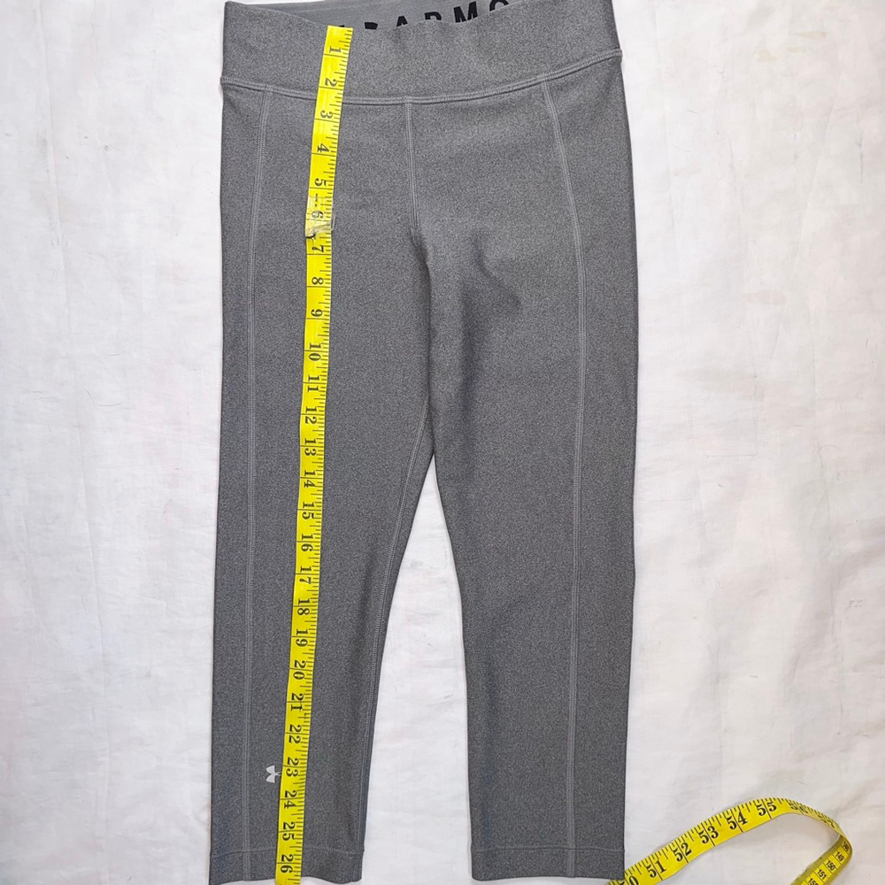 NWT Women’s Small Under Armour Cropped Compression Heatgear Athletic Leggings - Picture 6 of 8